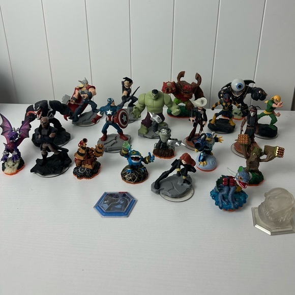 Combo Disney Infinity 2.0 Character Figure - Picture 1 of 8